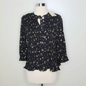Everleigh | NWT Floral Pleated Blouse